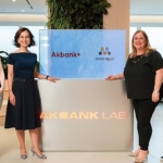 akbanklilarin-girisim-fikrine-akbanktan-400-bin-dolar-yatirim.jpg