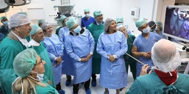 nahcivan-devlet-universitesi-tip-fakultesinden-gelen-bir-grup-ogrenciye-ankara-universitesi-saglik-uygulama-ve-arastirma-hastanelerinde-egitim-verildi.jpg