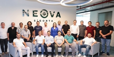 neova-sigortadan-dijital-gelisim-icin-sirket-ici-egitim-programi-dijital-dusunuyorum.jpg
