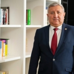 world-medicine-yukselisini-surduruyor.jpg
