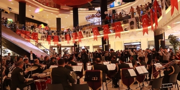 anadolu-yakasinda-30-agustos-zafer-bayrami-kutlamalarinin-adresi-metropol-istanbul-ve-watergarden-istanbul-olacak.jpg