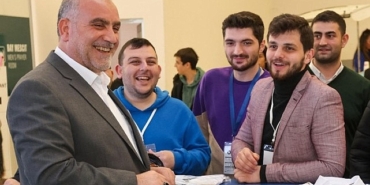 canikten-universiteyi-kazanan-tum-ogrencilere-burs.jpg
