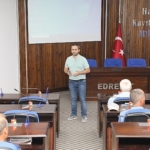 edremit-belediyesinde-hizmet-ici-egitim-programlari-suruyor.jpg