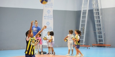 gelecegin-sultanlari-aydin-buyuksehir-belediyesi-ile-yetisiyor.jpg