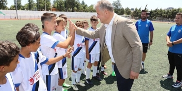 urlada-cocuklar-hem-egleniyor-hem-de-ogreniyor.jpg