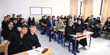 baskan-altay-yksye-hazirlanan-ogrencileri-dijital-egitim-platformuna-kayit-yaptirmaya-davet-etti.jpg
