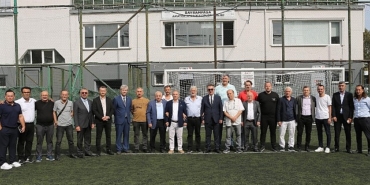 baskan-mutlu-bayrampasa-kulupler-birligi-ile-bulustu.jpg