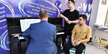 buyuksehirin-kursuna-katildilar-hayallerindeki-universiteyi-kazandilar.jpg