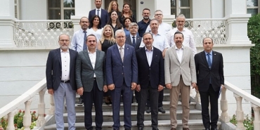 ege-universitesinde-izmir-korfezindeki-cevresel-sorunlarin-cozumu-ile-ilgili-toplanti-yapildi.jpg