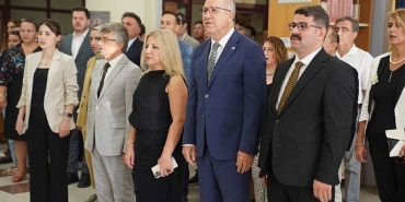 ege-universitesinde-turk-tarih-kurumu-100-yil-kitapligi-acildi.jpg