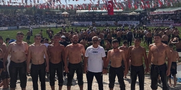 kahramankazan-belediyesporun-yetenekli-gurescisi-umit-nusret-terzi-geleneksel-2-gazi-pasayi-anma-yagli-pehlivan-gureslerinde-onemli-bir-basariya-imza-atti.jpg