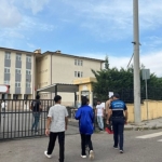 kocaeli-buyuksehir-belediyesi-zabitasi-kpssye-girecek-olan-ogrencilere-yardimci-oldu.jpg
