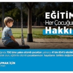 otizmli-ogrenciler-ders-zilinin-calmasini-bekliyor.jpg