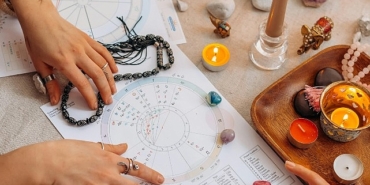 yeni-ilgi-odagi-cin-astrolojisi-egitimine-katilin.jpg