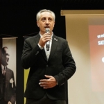 beylikduzunde-29-ekim-ve-ataya-saygi-satranc-turnuvasina-yogun-ilgi.jpg