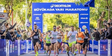 decathlon-buyukada-yari-maratonu-rekor-katilimla-tamamlandi.jpg
