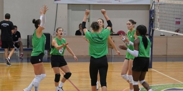 edremit-belediyesi-altinolukspor-yeni-sezona-hazir.jpg