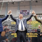 izmir-buyuksehirden-amator-spor-kuluplerine-22-milyon-liralik-can-suyu.jpg