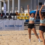 liseli-genclerden-plaj-voleybolu-ve-muzik-soleni.jpg