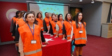 38-saatlik-temel-ilk-yardim-kursunu-basariyla-tamamladilar.jpg