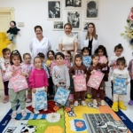 baskan-eski-saglikli-gulusler-saglikli-gelecek-demektir.jpg