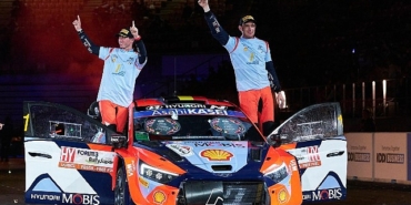 thierry-neuville-ve-martijn-wydaeghe-ikilisi-2024-wrc-dunya-pilotlar-sampiyonu-oldu.jpg