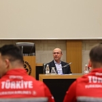 ozel-sporcular-futsal-milli-takimi-ziyaret.jpg