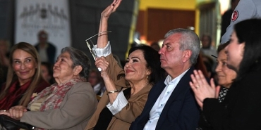 turkan-soraya-osmangazide-sevgi-seli.jpg