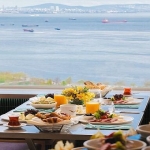 anneler-gununde-marmara-denizi-manzarasinda-brunch-keyfi-sky167de-annenize-lezzetle-taclanan-bir-gun-hediye-edin.jpg