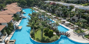 bayramda-iyi-hissetmenin-adresi-ela-excellence-resort-belek.jpg