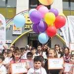 bilim-z-akademi-ogrencileri-mezuniyet-sertifikalarini-aldi.jpg
