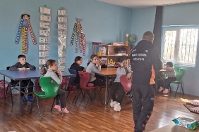 itfaiyeden-ogrencilere-yangin-guvenligi-egitimi.jpg