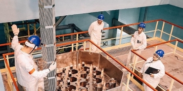 rosatom-novovoronezh-ngs-vver-1200-reaktorune-ilk-5inci-nesil-yakit-yuklemesi-yapildi.jpg