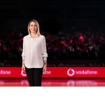 vodafonedan-voleybol-milletler-liginde-hediye-yagmuru.jpg