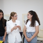 baskan-vekili-abisten-ko-mek-yaz-kurslarina-ziyaret.jpg