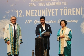 uskudar-universitesi-12-donem-mezunlarini-ugurladi.jpg
