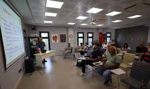 efes-tarlasi-yasam-koyunde-nar-ureticilerine-egitim.jpg
