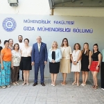 egitimde-teori-ve-pratigi-bulusturan-yaklasimiyla-gida-sektorune-yon-veren-nitelikli-muhendisler-yetistiriyor.jpg