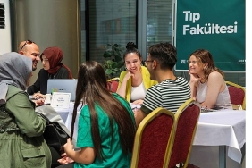 kto-karatay-universitesinde-tercih-ve-tanitim-gunleri-tum-hiziyla-devam-ediyor.jpg
