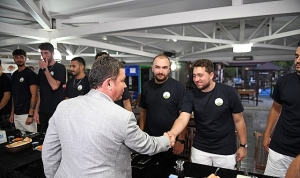 osmangazi-belediyespor-voleybol-takimi-yeni-sezona-hazir.jpg