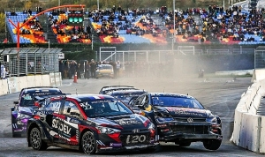 rallikros-yildizlari-cifte-final-icin-tosfed-istanbul-parkta.jpg