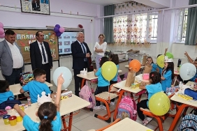 baskan-sadi-ozdemirden-okula-hos-geldin-hediyesi.jpg