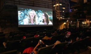 fisekhanede-yildizlarin-altinda-sinema-geceleri-eylulde-de-devam-ediyor.jpg