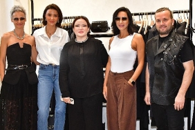 ozge-ulusoy-ile-ishiq-kapilarini-acti.jpg