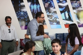 yigit-robotik-kodlama-kursu-ogrencileriyle-bulustu.jpg
