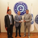 ege-universitesi-ve-namangan-devlet-universitesi-arasindaki-uluslararasi-kulturel-is-birligi-gucleniyor.jpg