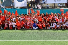 karabaglar-da-amator-spor-kuluplerine-buyuk-destek.jpg