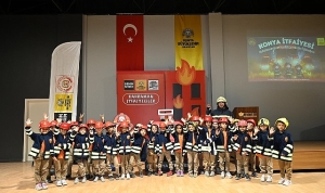 konya-buyuksehir-31-ilcedeki-tum-1-sinif-ogrencilerine-itfaiye-bilinci-kazandiriyor.jpg
