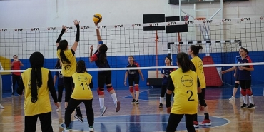 konya-buyuksehirin-28-ilcedeki-kis-spor-okullarinda-kayit-heyecani-basladi.jpg