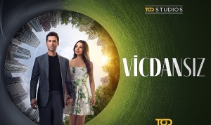 ekin-koc-ve-ayca-aysin-turanin-basrollerinde-yer-aldigi-vicdansizin-afisi-yayinlandi.jpg